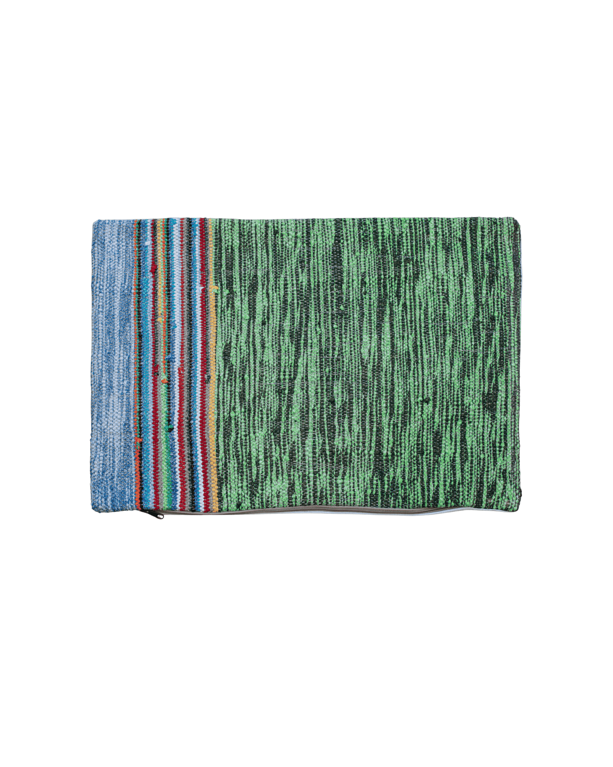 Cuscino lombare fatto a mano dallo stile etnico, in tessuto a micro righe con campo verde materico e banda laterale multicolore
