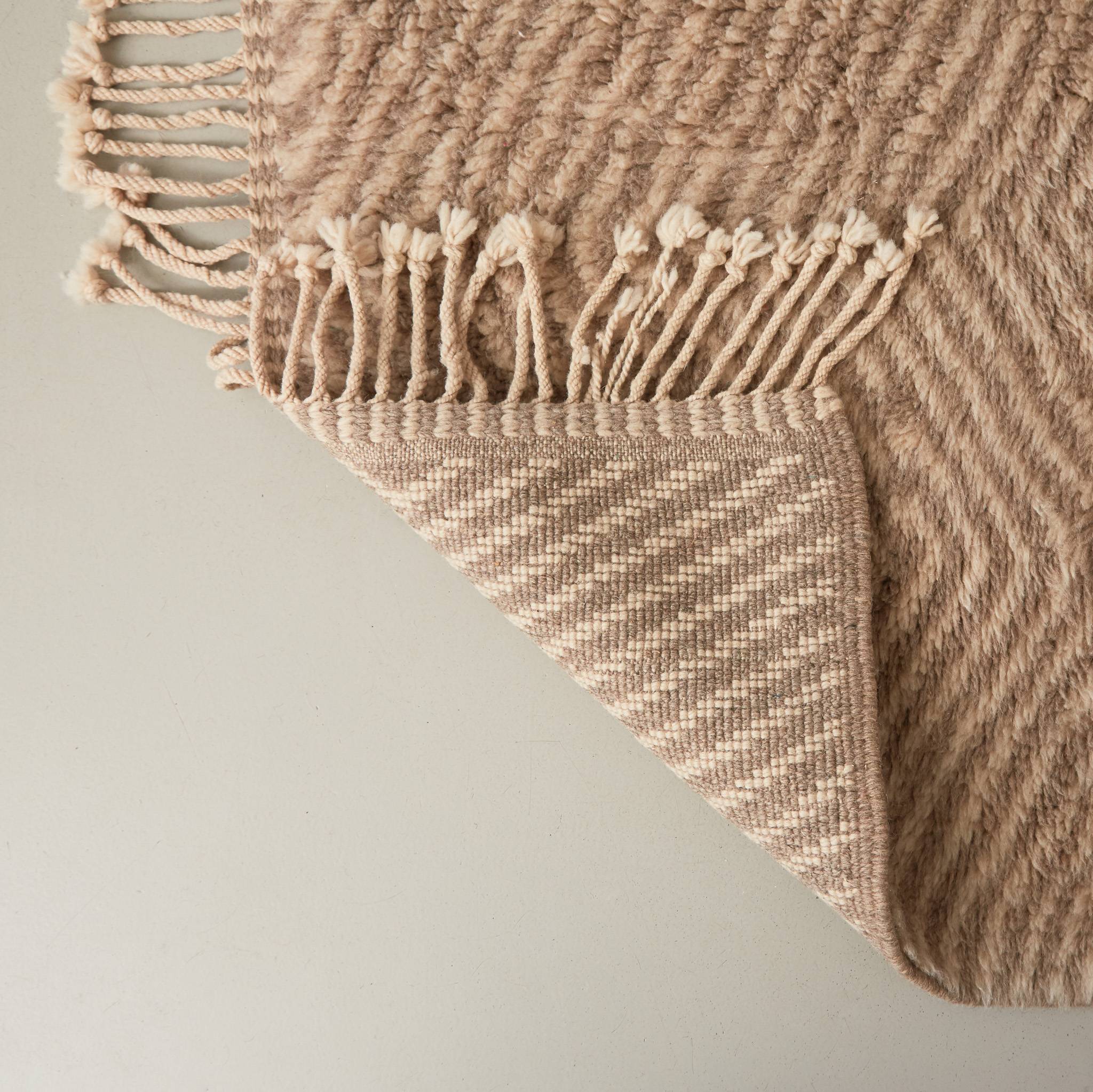 retro di un tappeto beni mrirt design contemporaneo color tortora bianco