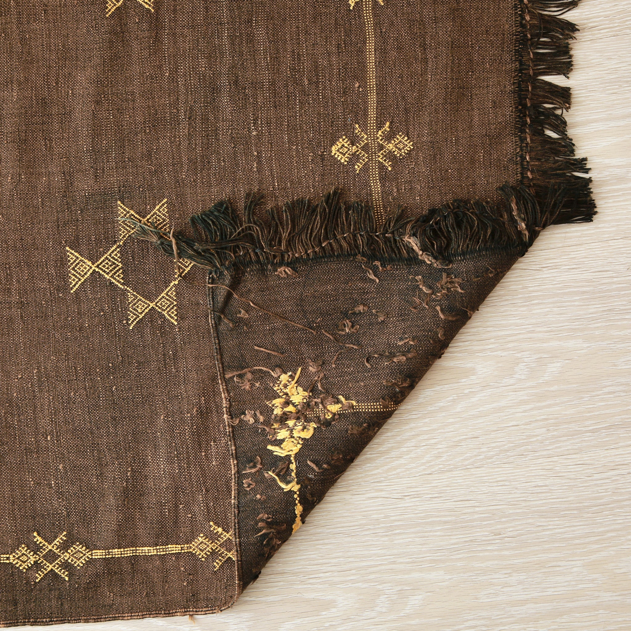 Vintage sabra carpet 2.8*1.8 m