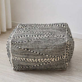 pouf vintage zanafi  bianco e nero a tessitura piatta